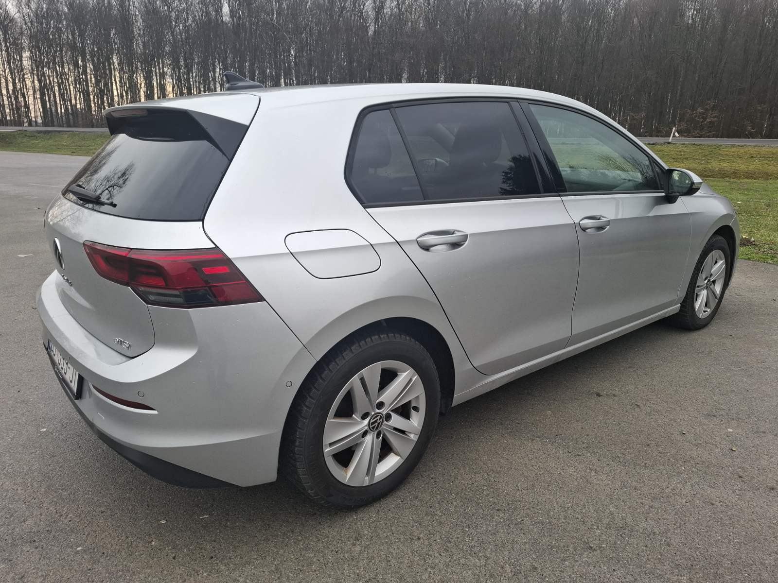 VW Golf 8 1,5 eTSI, DSG, F1, Automatik, Reg.01/27., fotografija 4