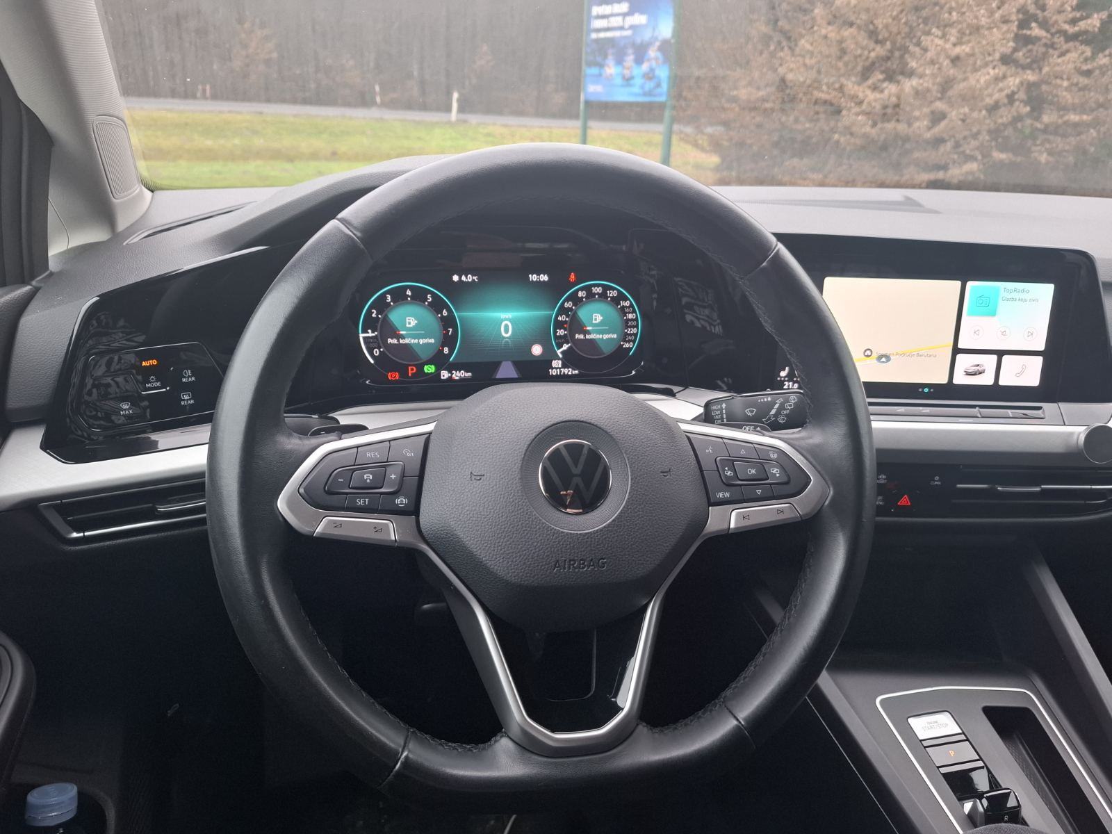 VW Golf 8 1,5 eTSI, DSG, F1, Automatik, Reg.01/27., fotografija 9