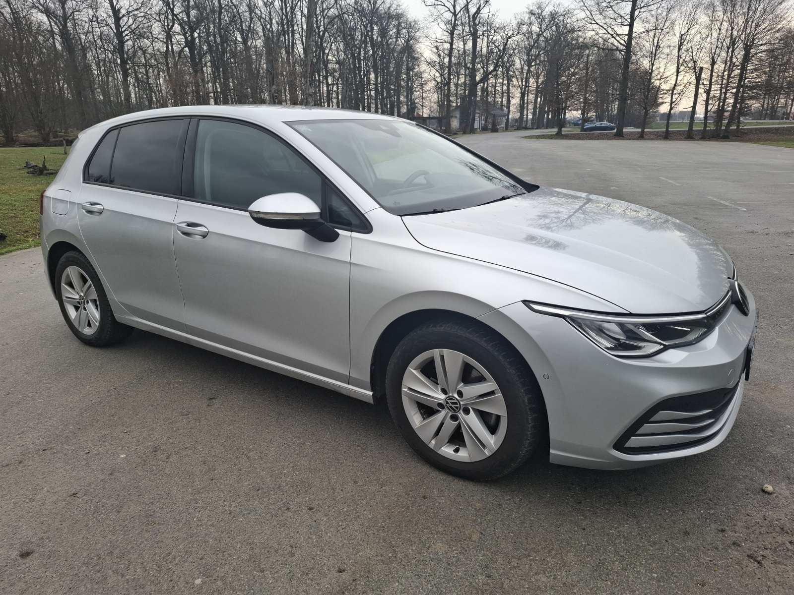 VW Golf 8 1,5 eTSI, DSG, F1, Automatik, Reg.01/27., fotografija 5
