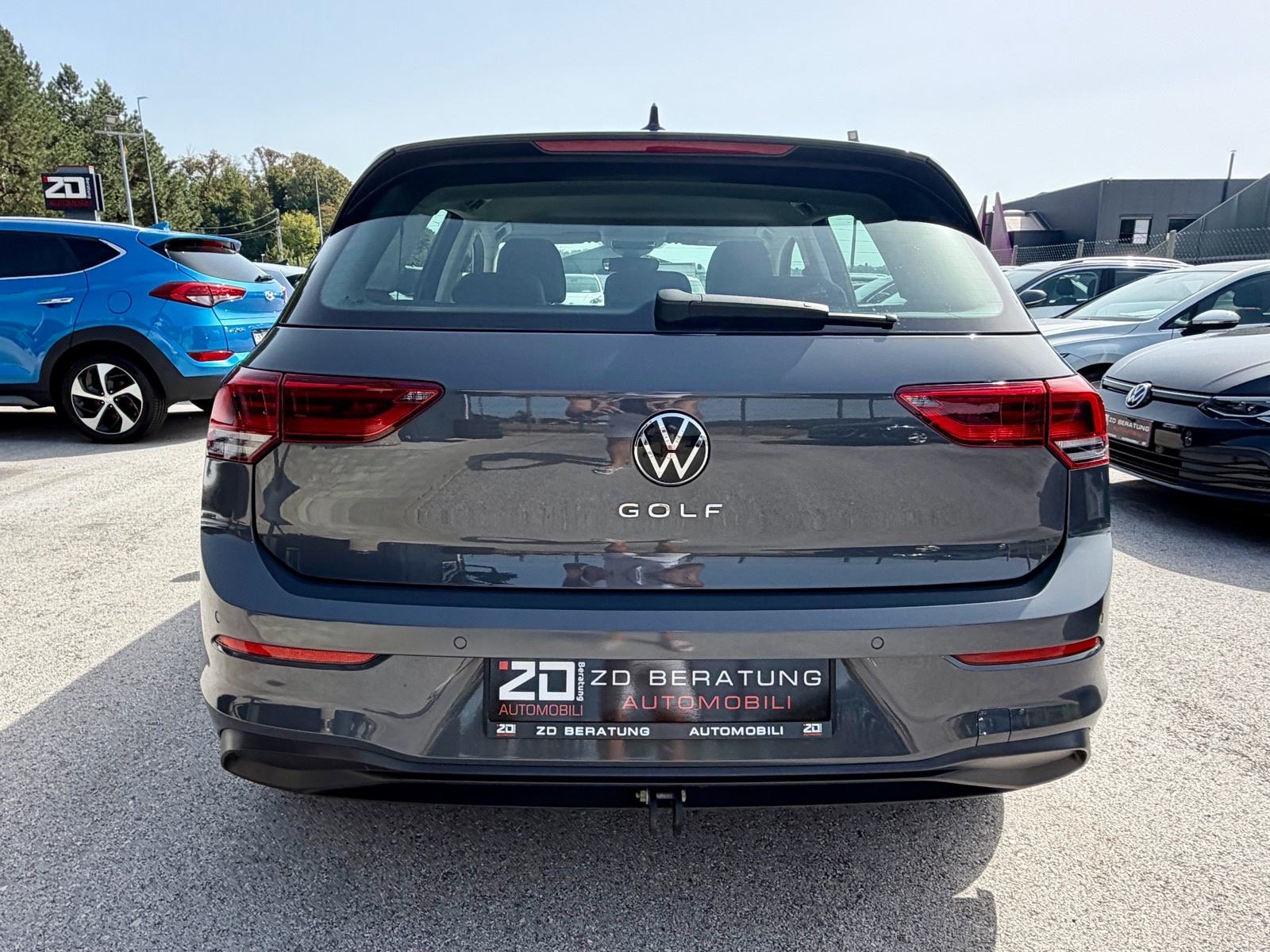 VW Golf 8 1,5 TSI Life ACC Navi MFV Grij.volana Bluetooth Servisna, fotografija 7