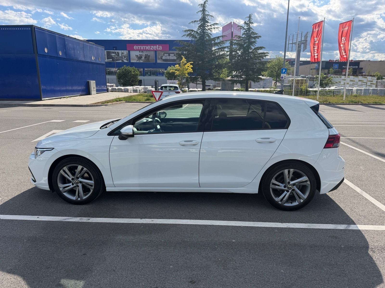 VW Golf 8 1,5 TSI NAVI, FULL IQ LED,VIRTUAL,AMBIENT **AKCIJA**, fotografija 9
