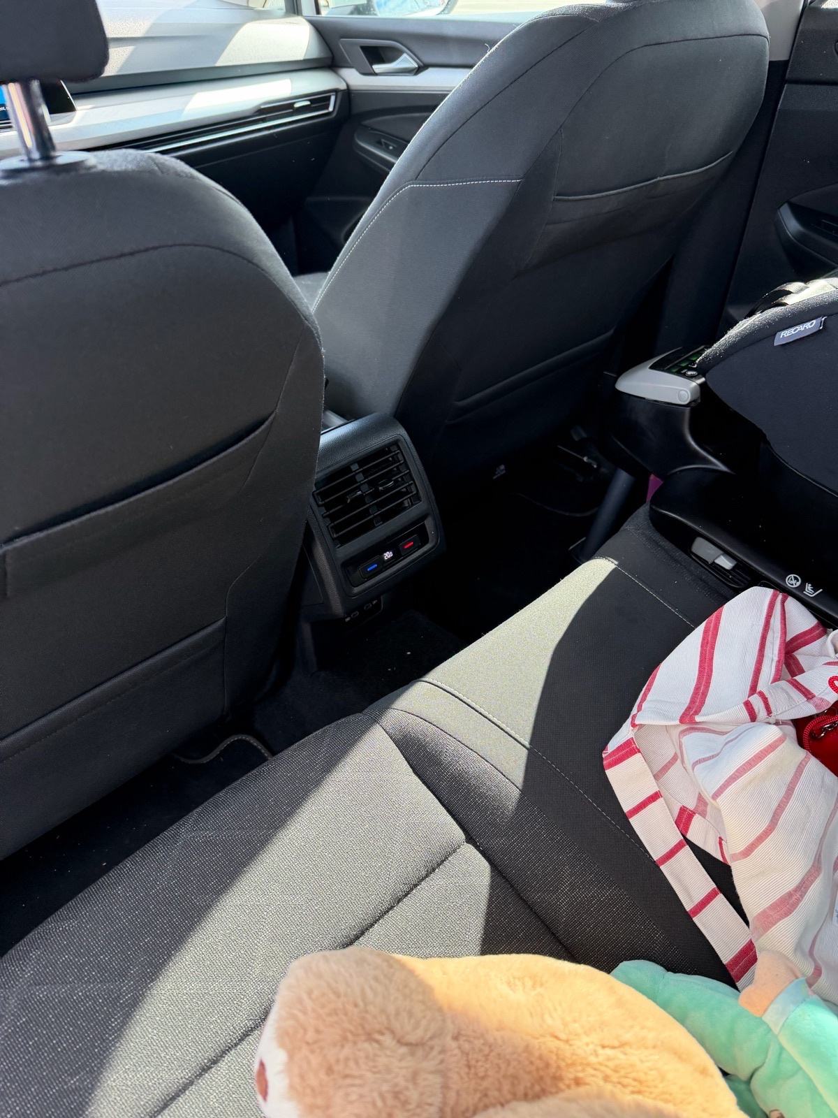 VW Golf 8 1,5 TSI NAVI, FULL IQ LED,VIRTUAL,AMBIENT **AKCIJA**, fotografija 11