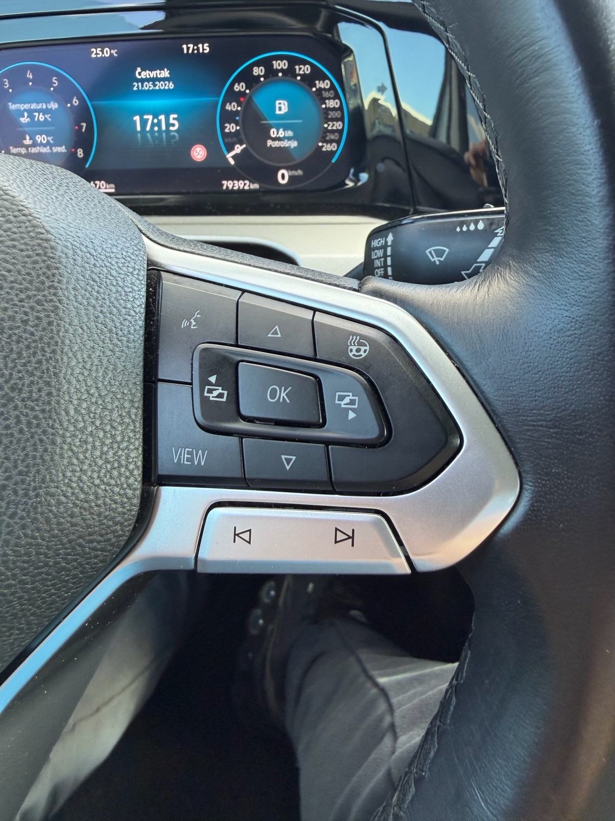 VW Golf 8 1,5 TSI NAVI, FULL IQ LED,VIRTUAL,AMBIENT **AKCIJA**, fotografija 18