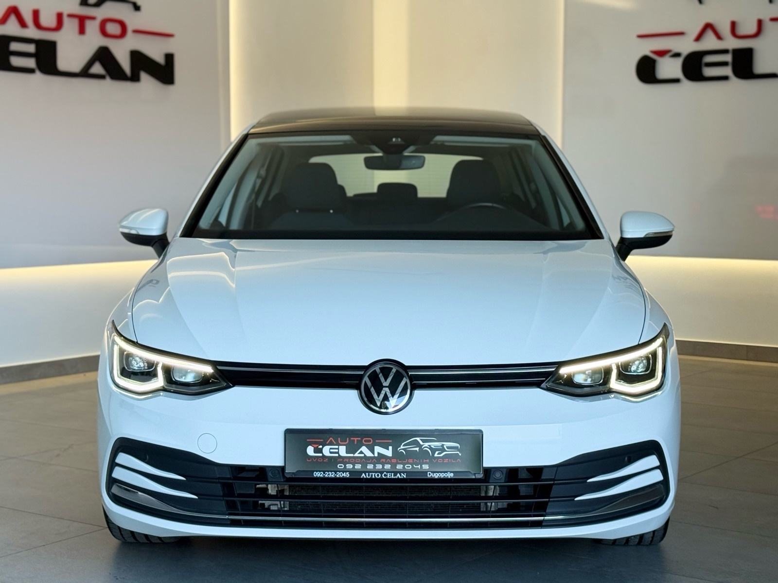VW Golf 8 1St Edition⭐️Jamstvo⭐️IQ LIGHT_Panorama~Alu17~Nav.~Ambient, fotografija 9