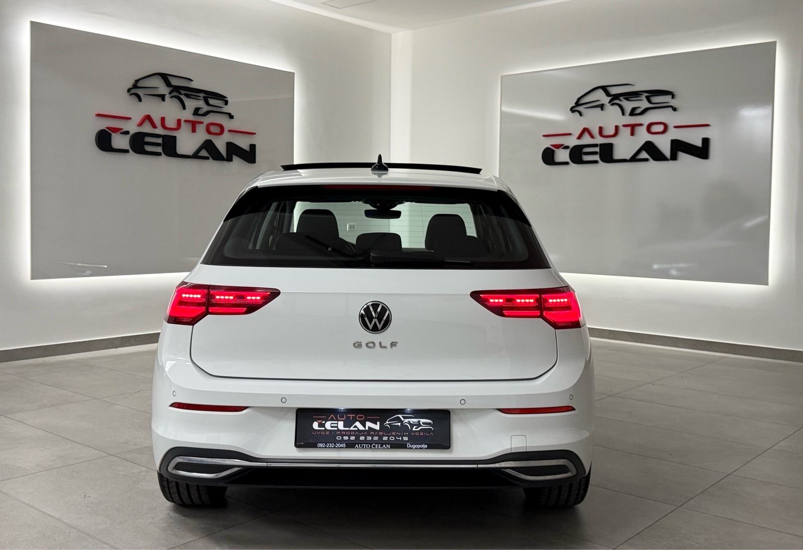 VW Golf 8 1St Edition⭐️Jamstvo⭐️IQ LIGHT_Panorama~Alu17~Nav.~Ambient, fotografija 10
