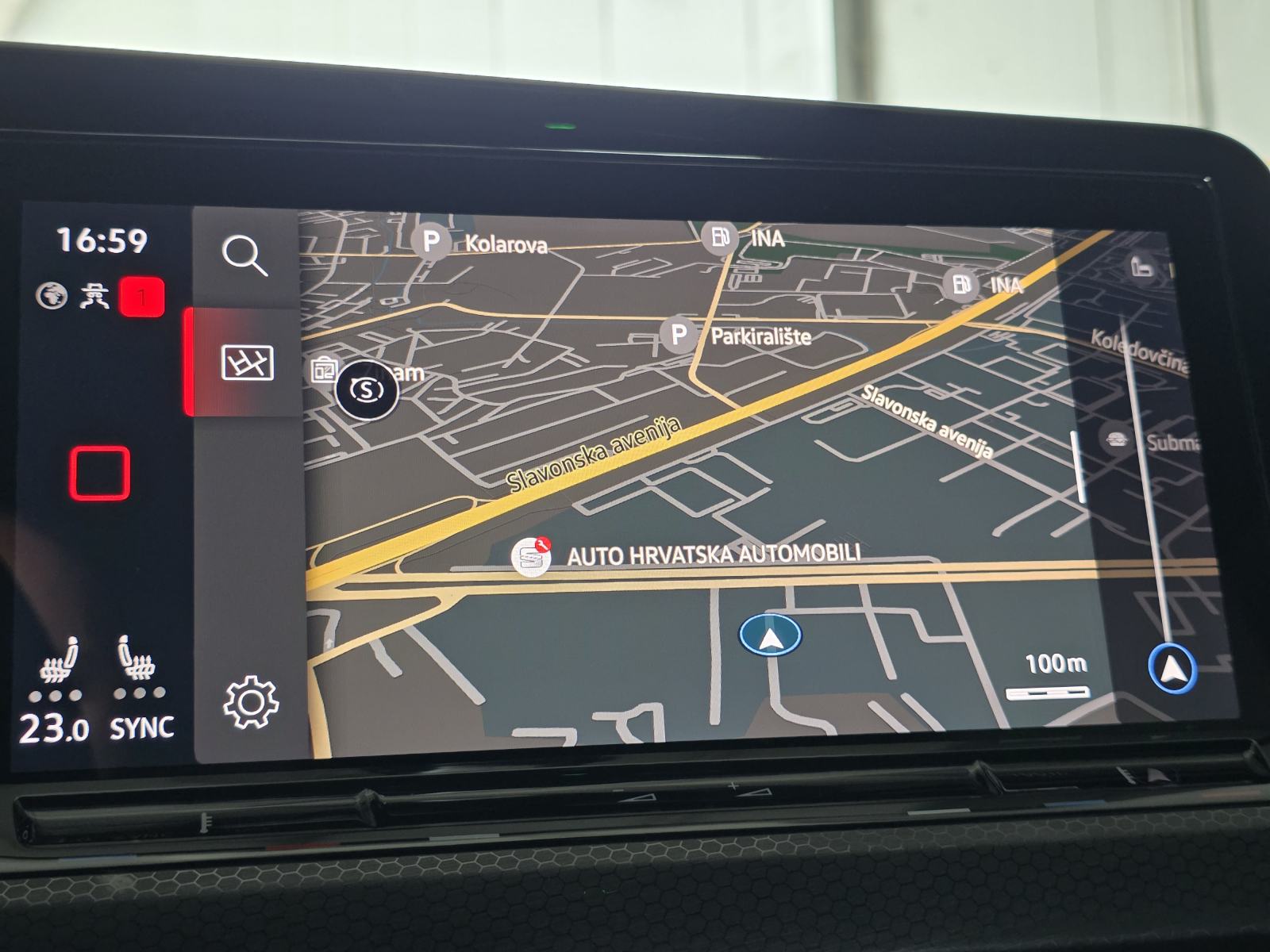 VW Golf 8 2,0 DSG GTI 245 KS, AMBI LIGHT, CAR VERTICAL, PDV, 12/2023, fotografija 17