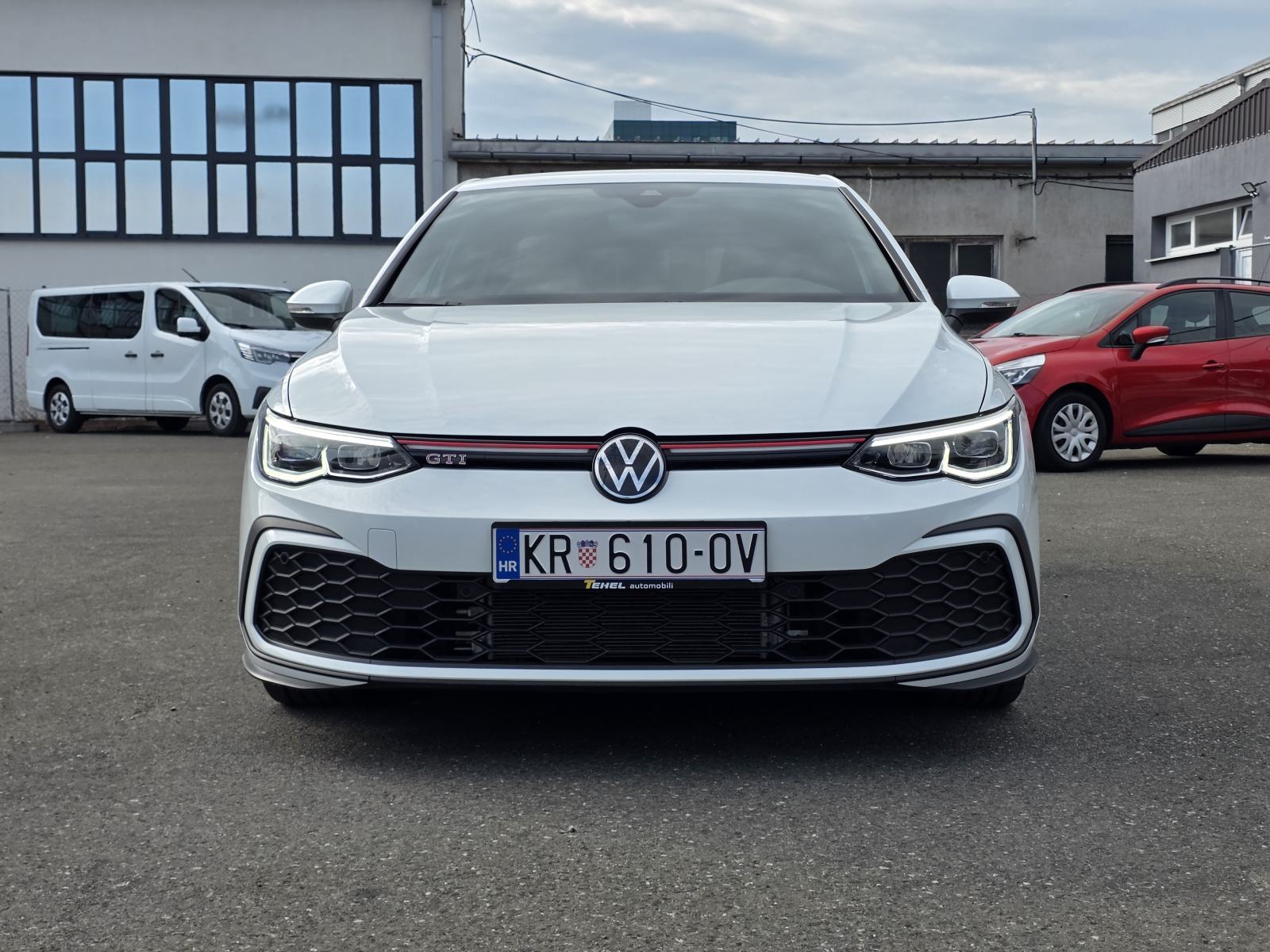 VW Golf 8 2,0 DSG GTI 245 KS, AMBI LIGHT, CAR VERTICAL, PDV, 12/2023, fotografija 8