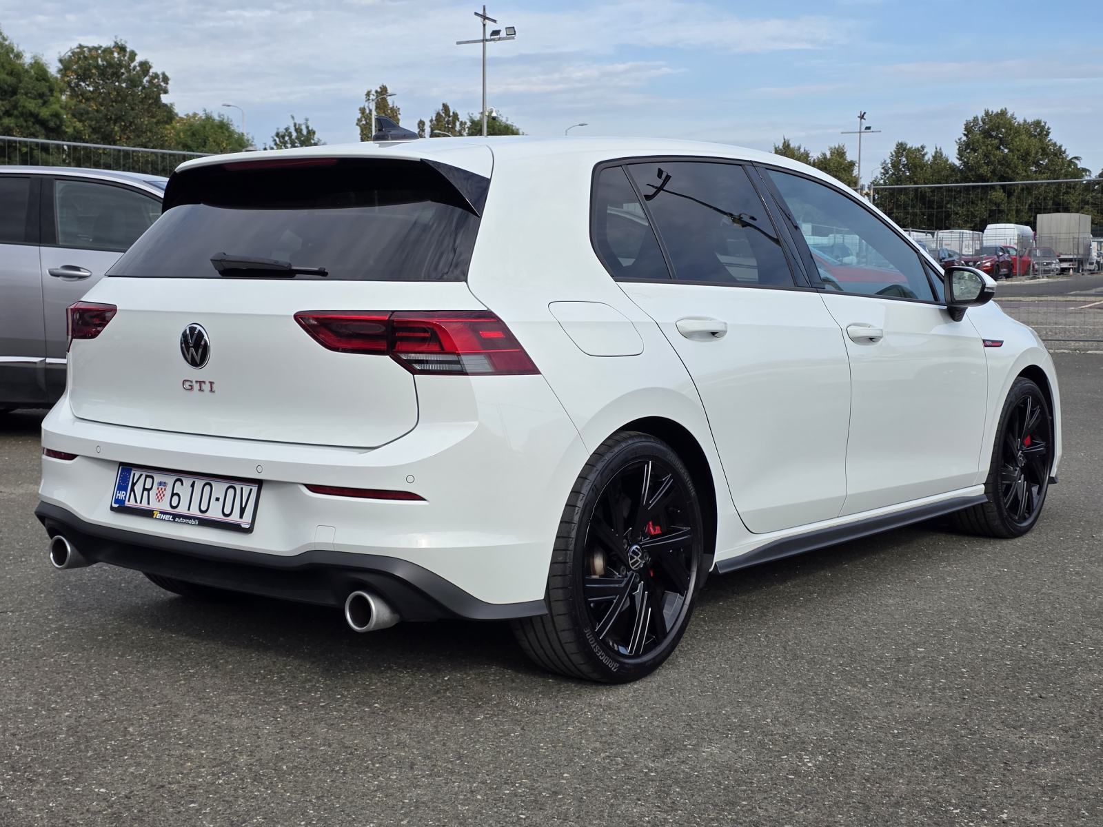 VW Golf 8 2,0 DSG GTI 245 KS, AMBI LIGHT, CAR VERTICAL, PDV, 12/2023, fotografija 5