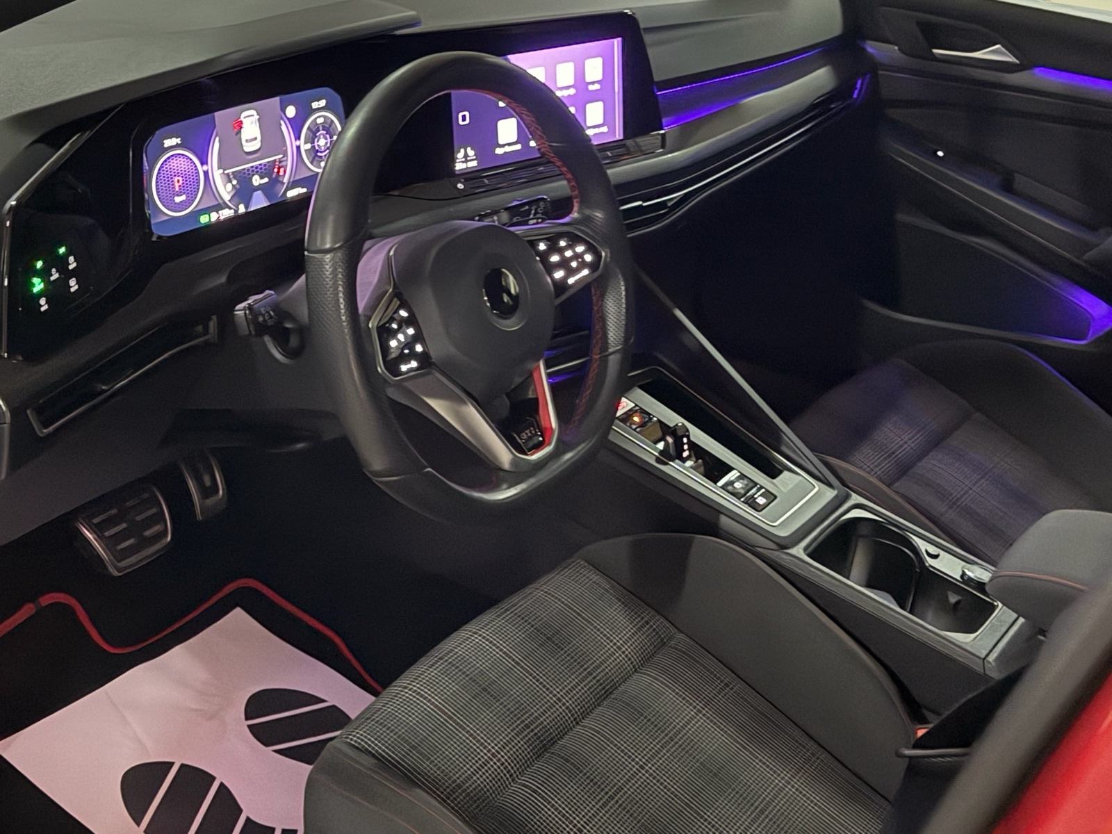 VW Golf 8 2,0 GTI automatik / FULL 12mj.2022!, fotografija 8