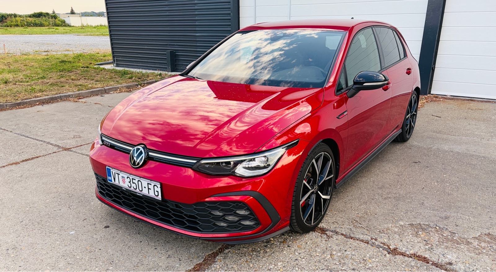 VW Golf 8 2,0 GTI automatik, fotografija 4