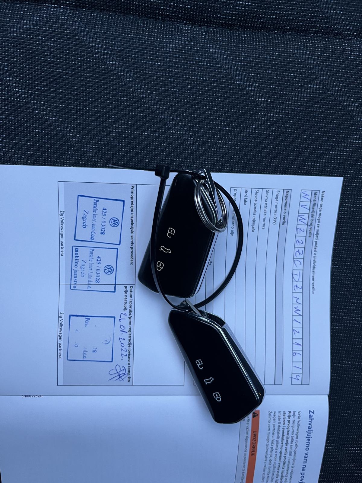 VW Golf 8 2,0 TDI 1.VL Nije uvoz - Tvorničko jamstvo, fotografija 19
