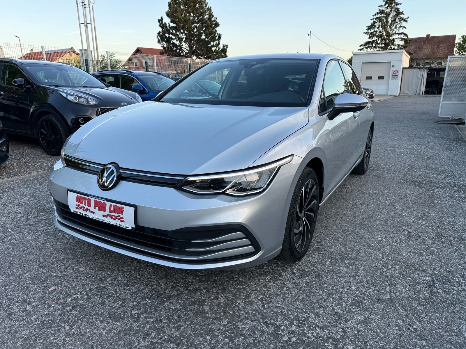 VW Golf 8 2.0 TDI - 1. Vlasnik - 117.000 km - 2023. Godina, fotografija 1