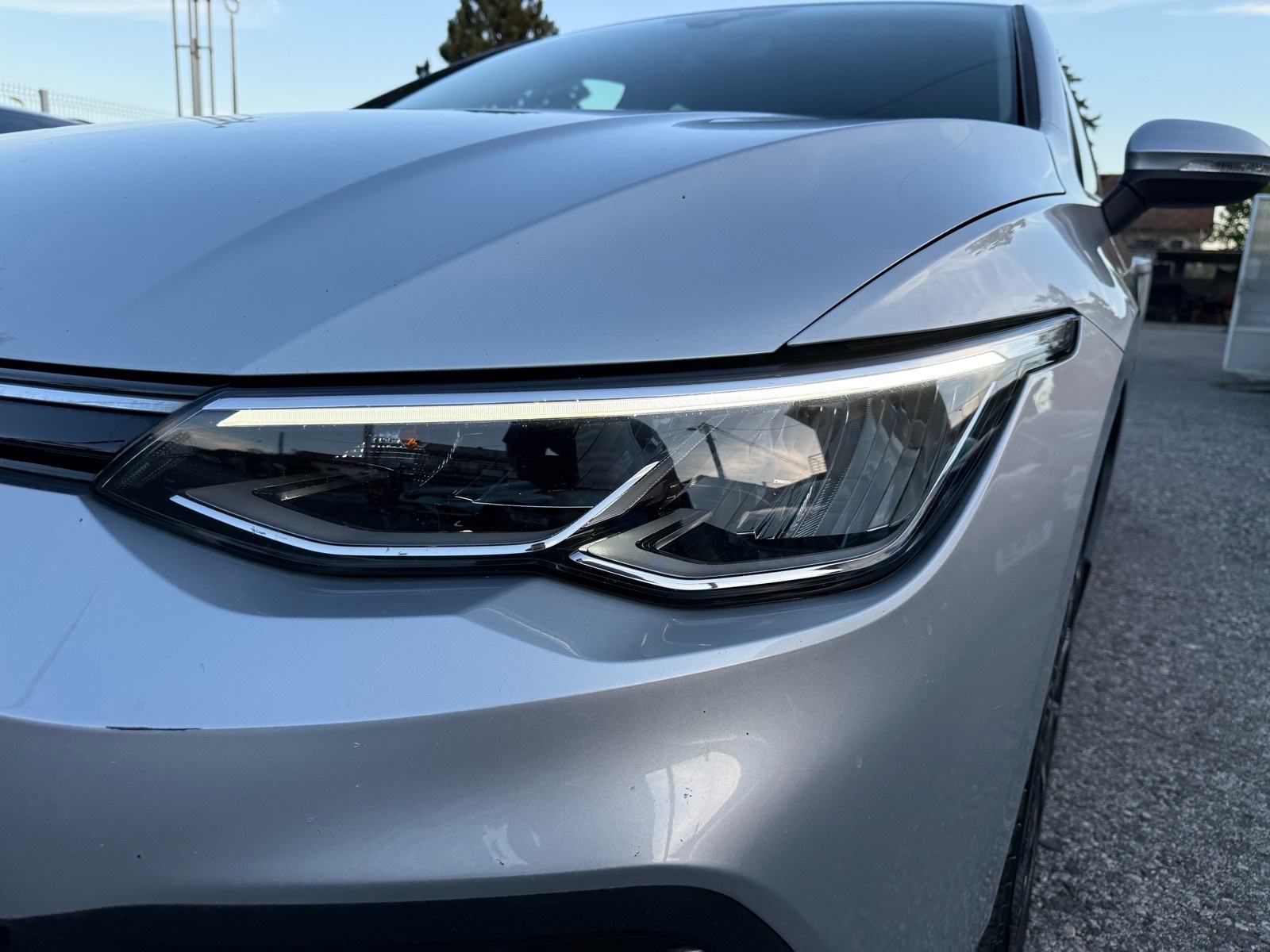VW Golf 8 2.0 TDI - 1. Vlasnik - 117.000 km - 2023. Godina, fotografija 9
