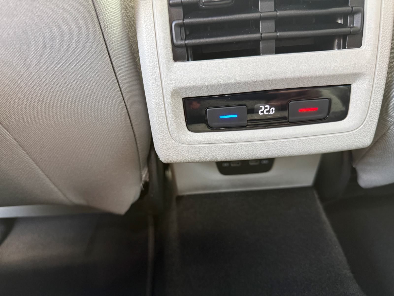 VW Golf 8 2,0 TDI 110 kw DSG IQ LIGHT, fotografija 19