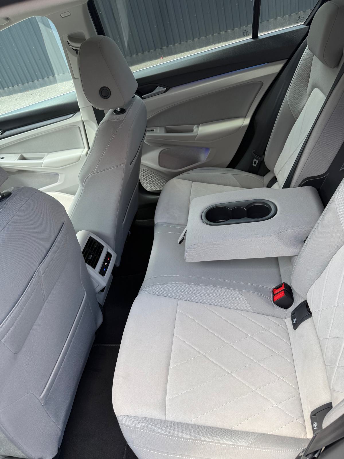 VW Golf 8 2,0 TDI 110 kw DSG IQ LIGHT, fotografija 17