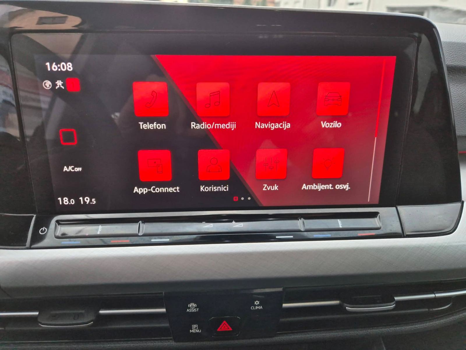 VW Golf 8 2,0 TDI,113.000 tkm,reg 2/27,ko novi,topp stanje,atraktivan, fotografija 17