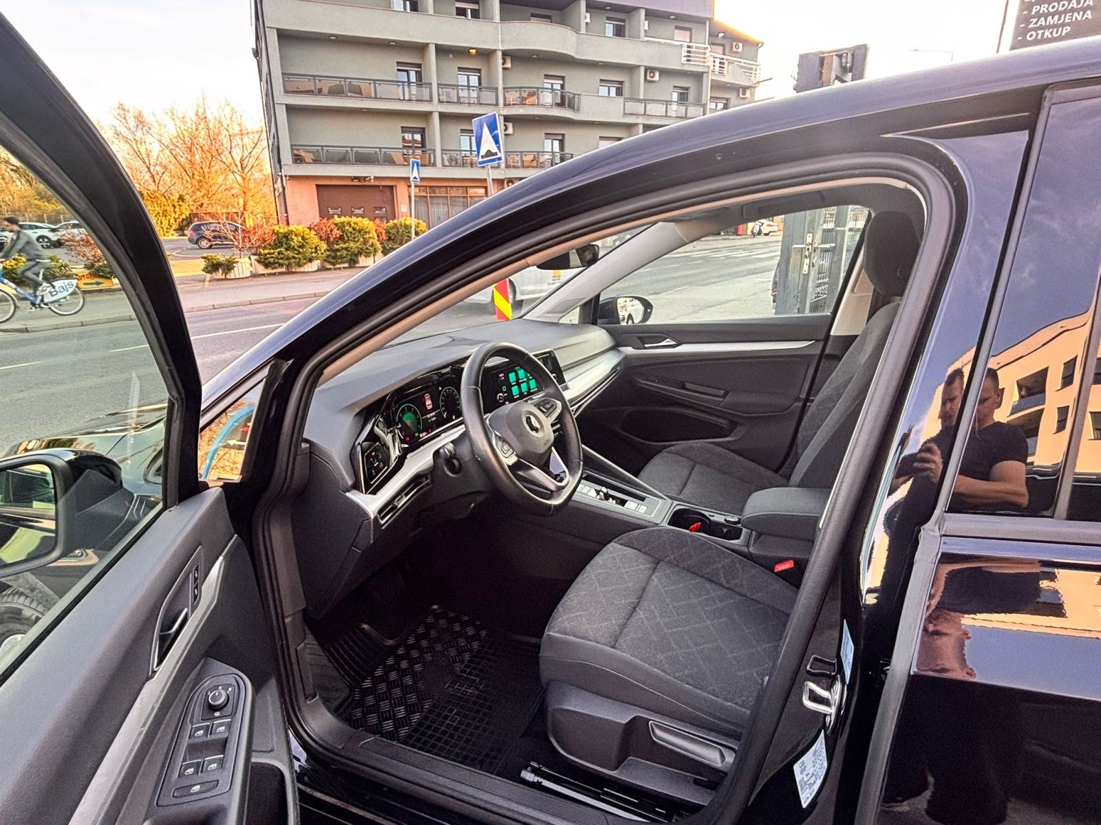VW Golf 8 2,0 TDI 150 KS Automatik LIFE 1.VL Nije uvoz Jamstvo 1G, fotografija 8