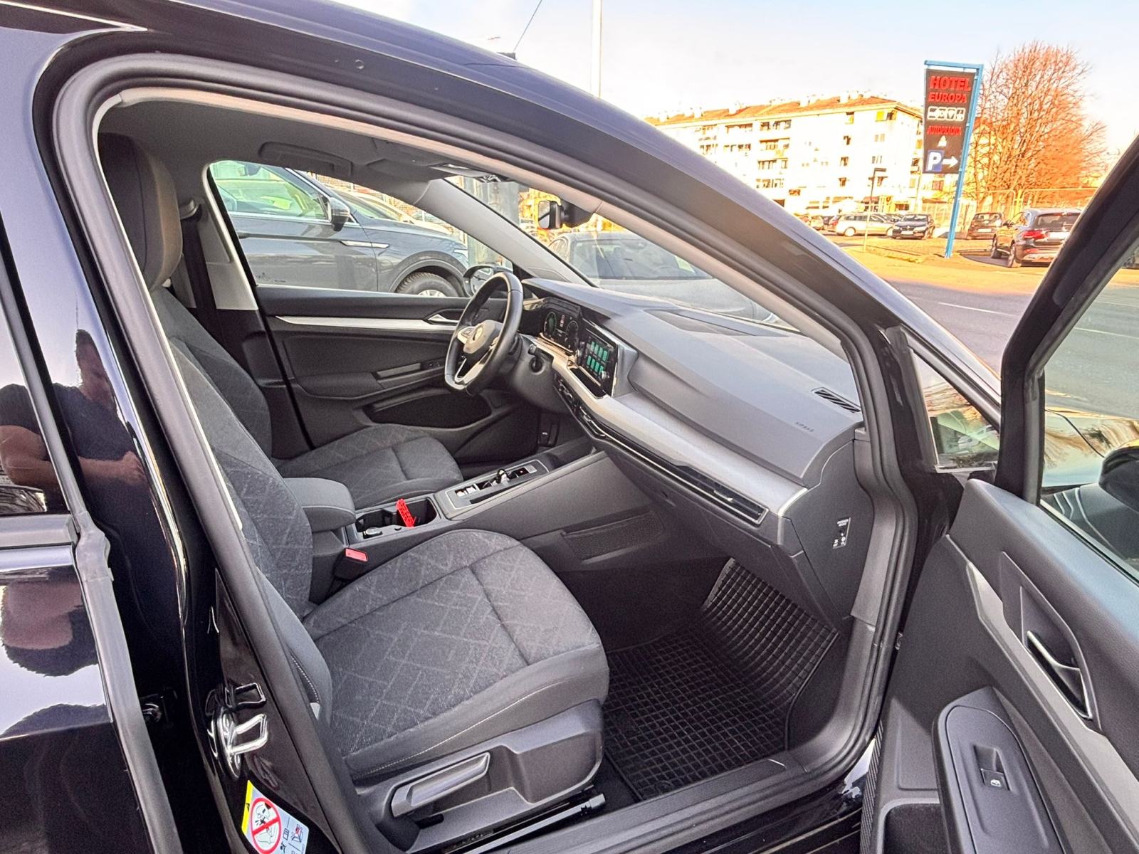 VW Golf 8 2,0 TDI 150 KS Automatik LIFE 1.VL Nije uvoz Jamstvo 1G, fotografija 14
