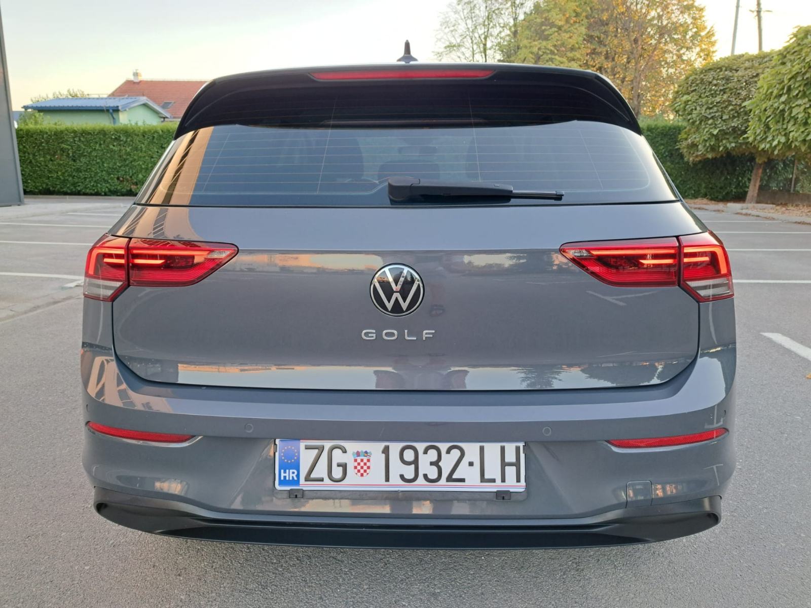 VW Golf 8 2,0 TDI ,150ks, automatik, fotografija 7