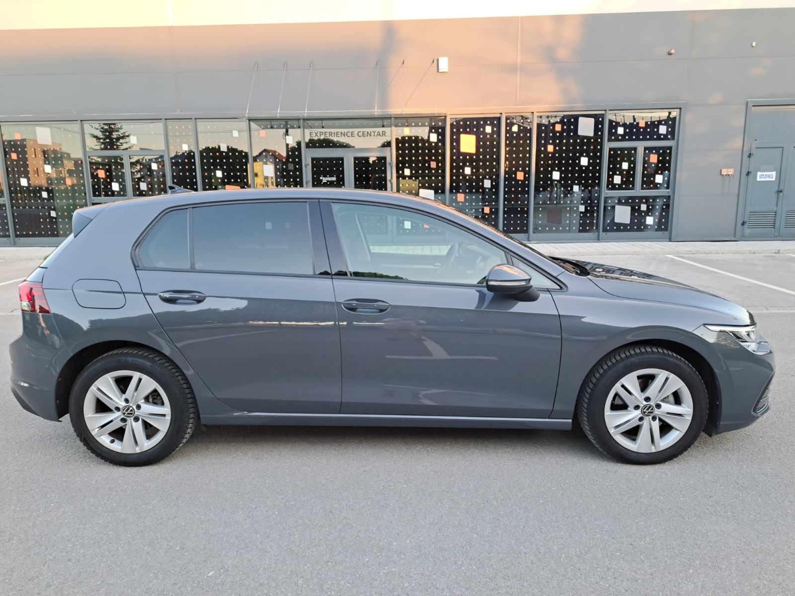 VW Golf 8 2,0 TDI ,150ks, automatik, fotografija 6