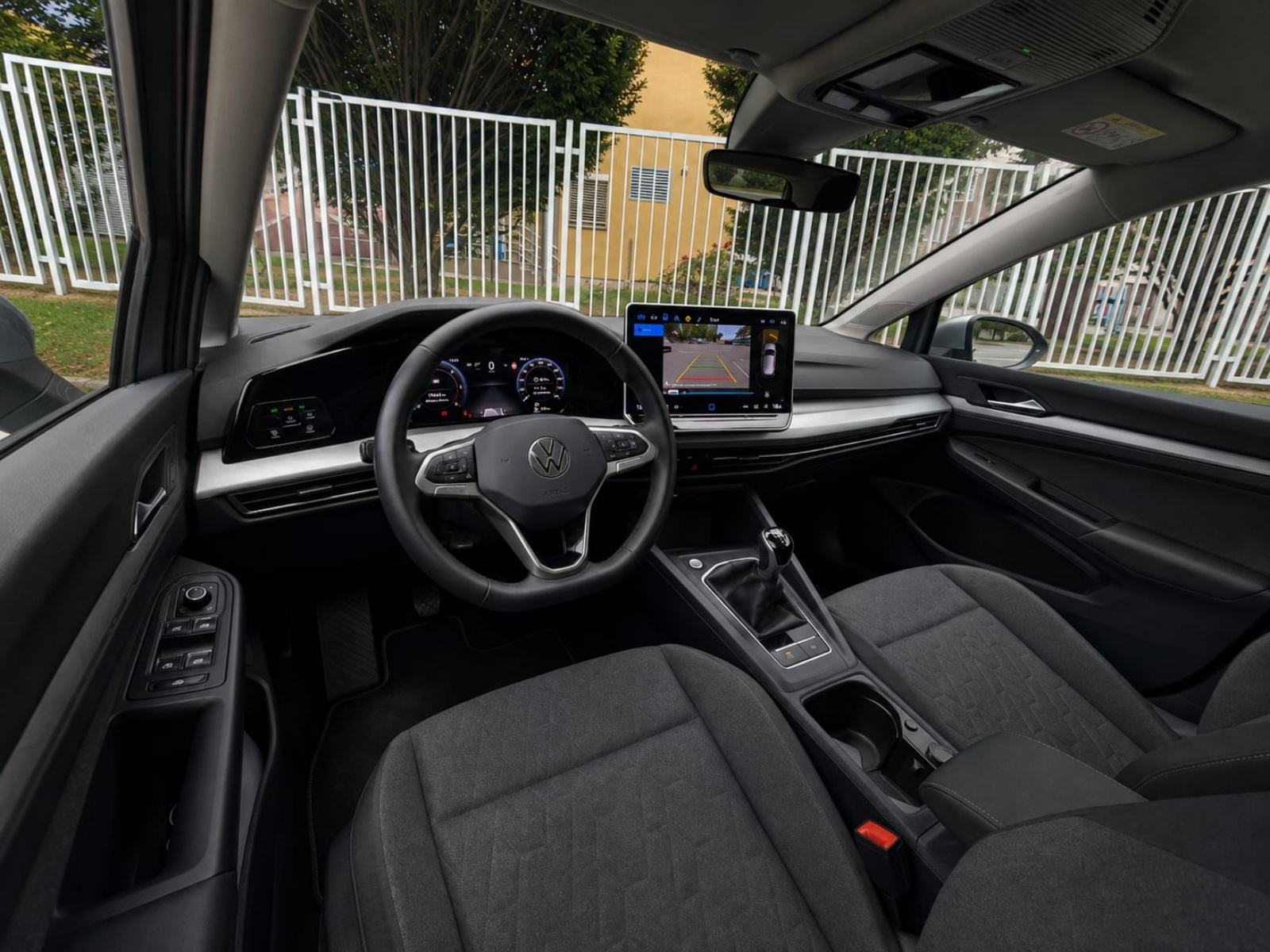 VW Golf 8 2,0 TDI 2025 god., fotografija 10