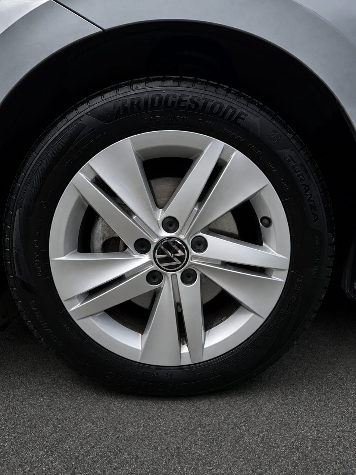 VW Golf 8 2,0 TDI 2025 god., fotografija 19