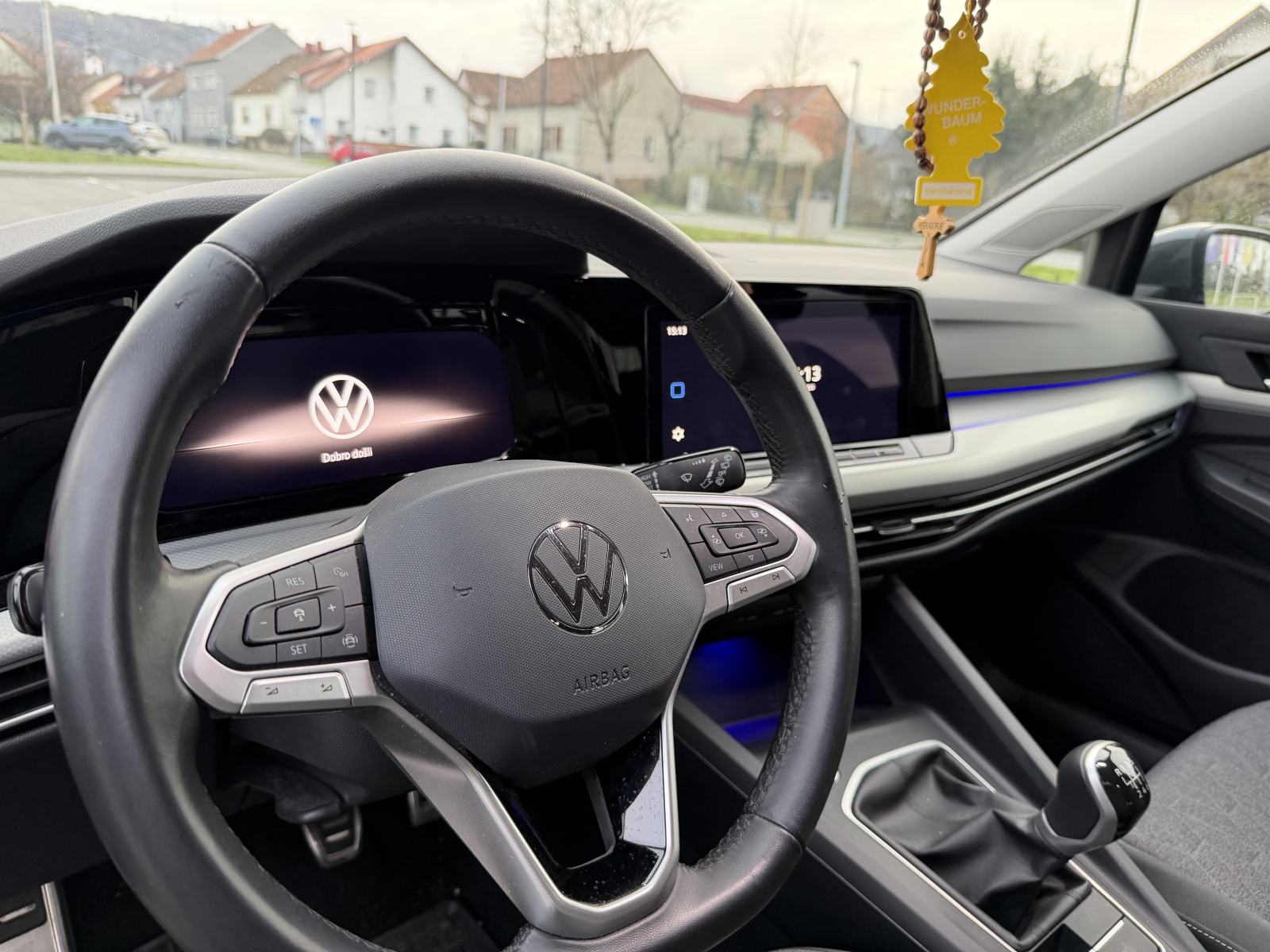 VW Golf 8 2,0 TDI Move 32850km, 2024., fotografija 9