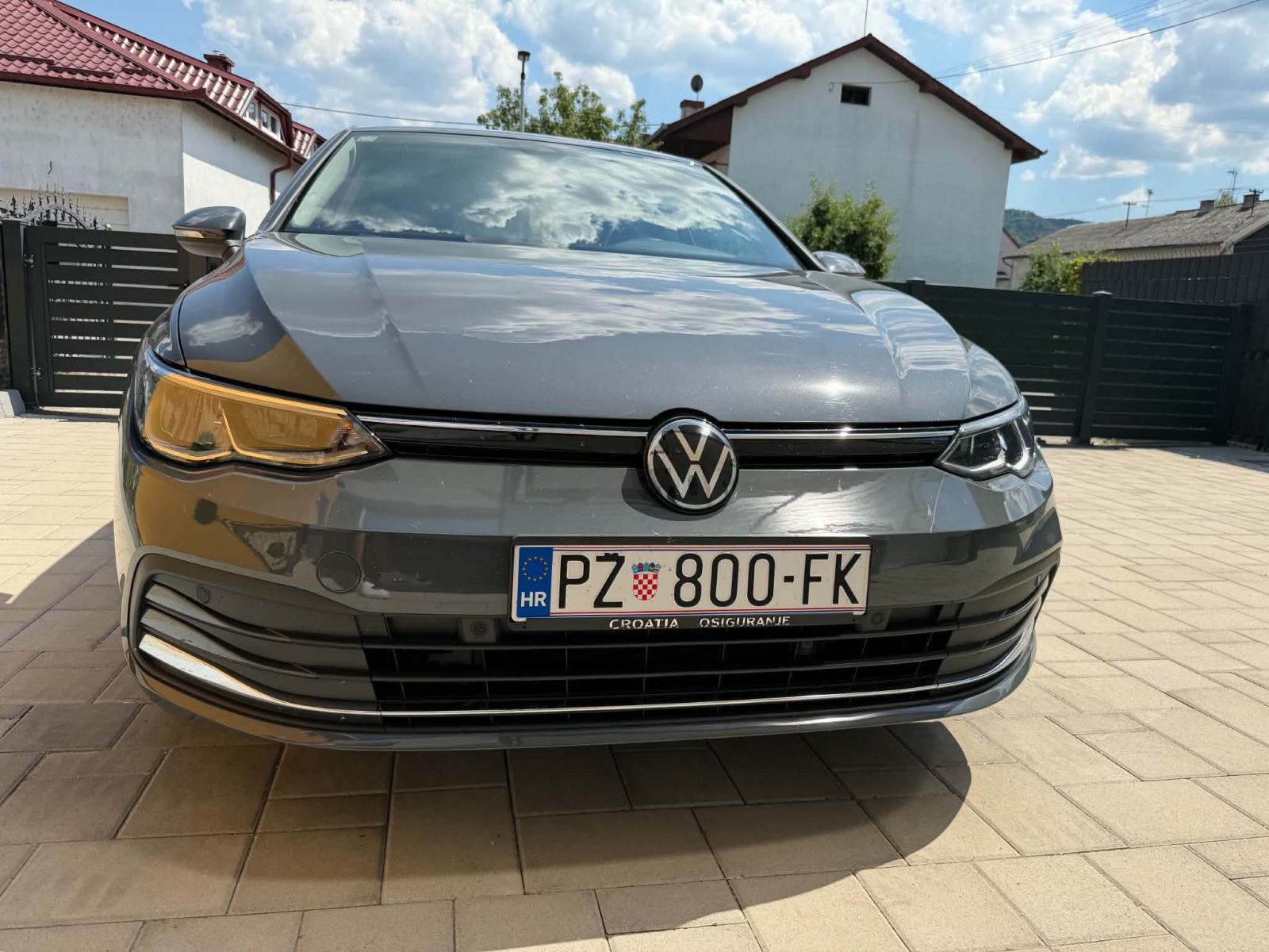 VW Golf 8 2,0 TDI Move 32850km, 2024., fotografija 11