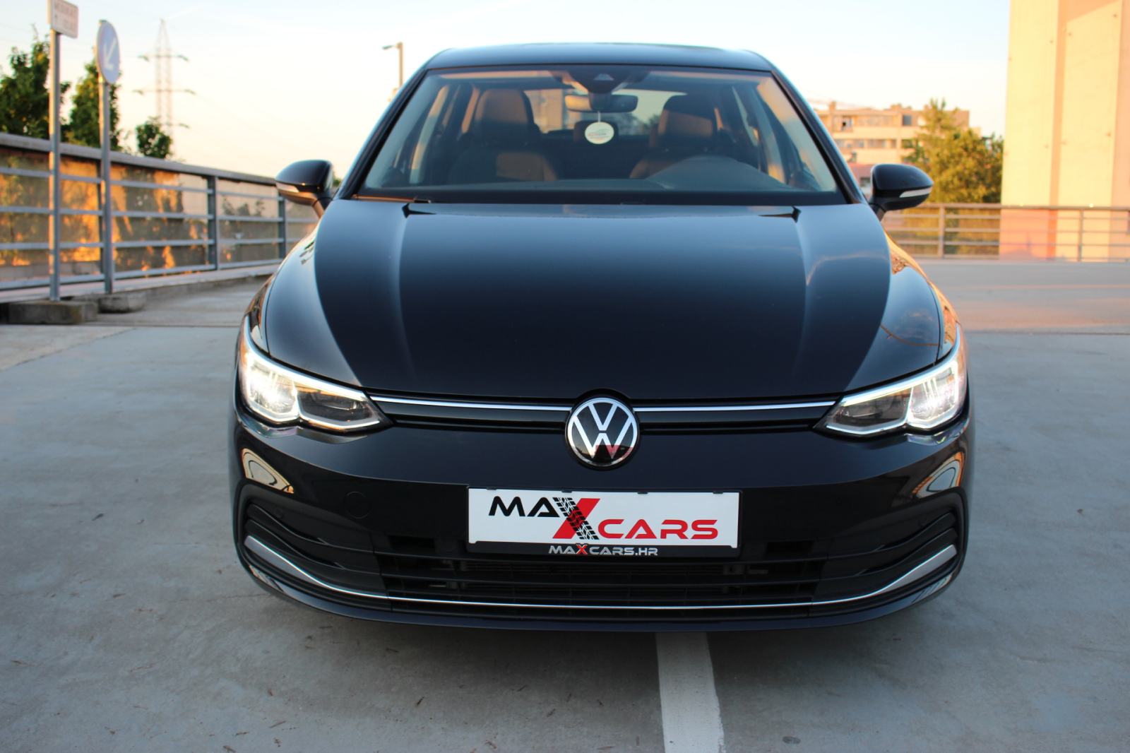VW Golf 8 2,0 TDI Active•150ks•Kamera•Grijanje sj.•Grijanje upra.•Kuka, fotografija 11