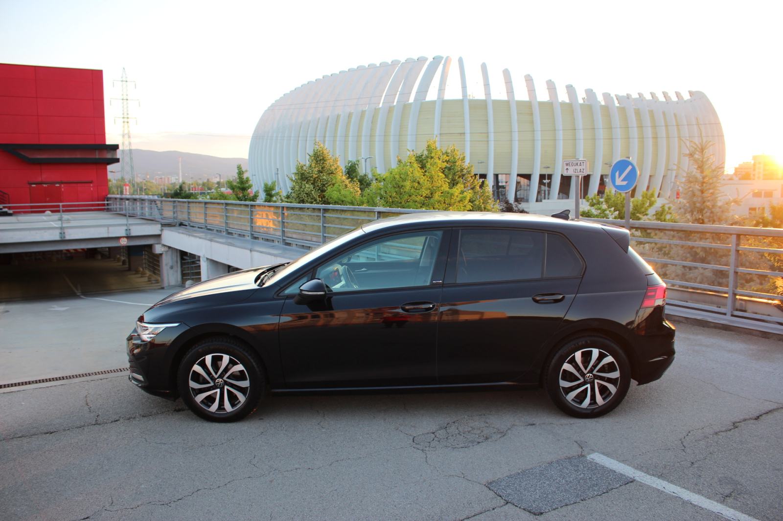 VW Golf 8 2,0 TDI Active•150ks•Kamera•Grijanje sj.•Grijanje upra.•Kuka, fotografija 6