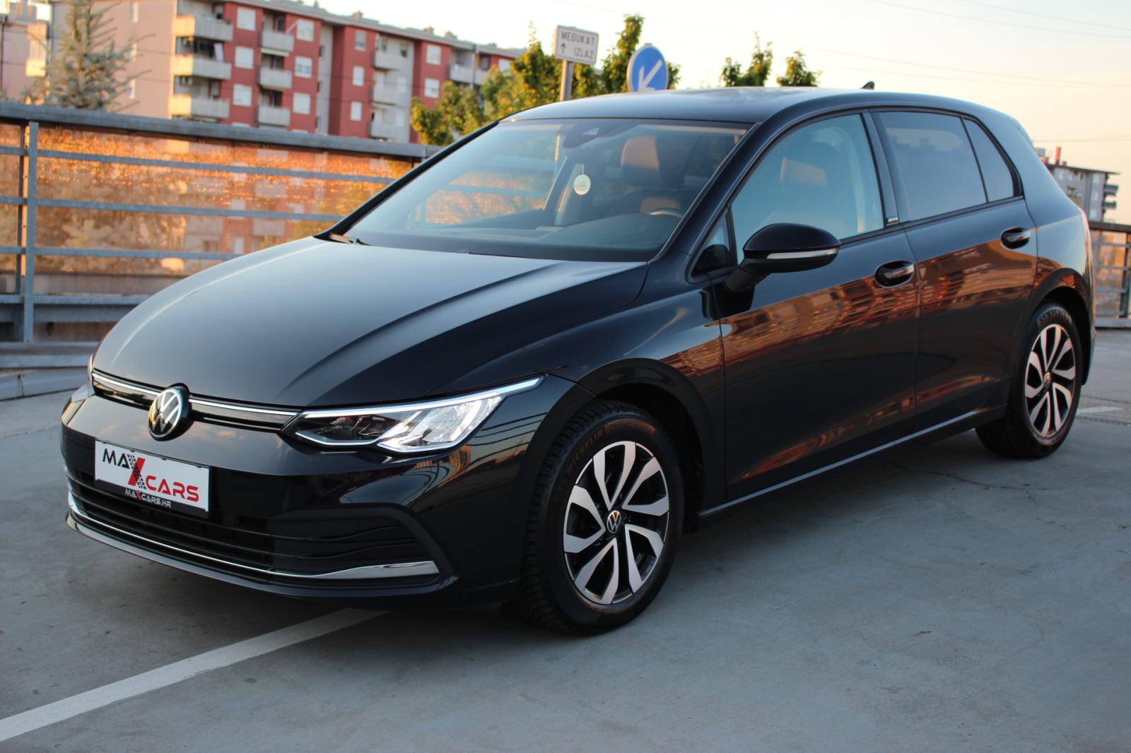 VW Golf 8 2,0 TDI Active•150ks•Kamera•Grijanje sj.•Grijanje upra.•Kuka, fotografija 10