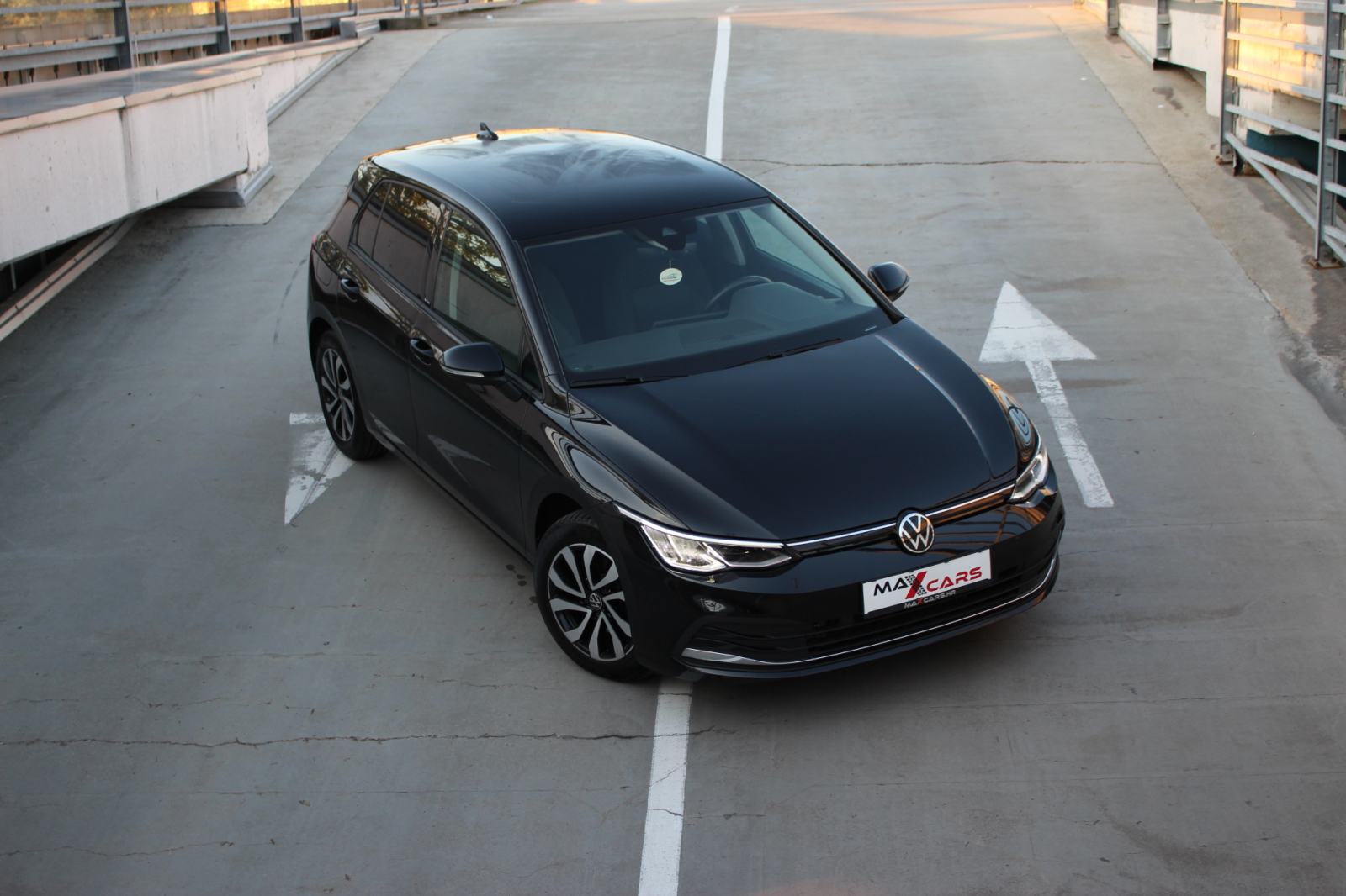 VW Golf 8 2,0 TDI Active•150ks•Kamera•Grijanje sj.•Grijanje upra.•Kuka, fotografija 4