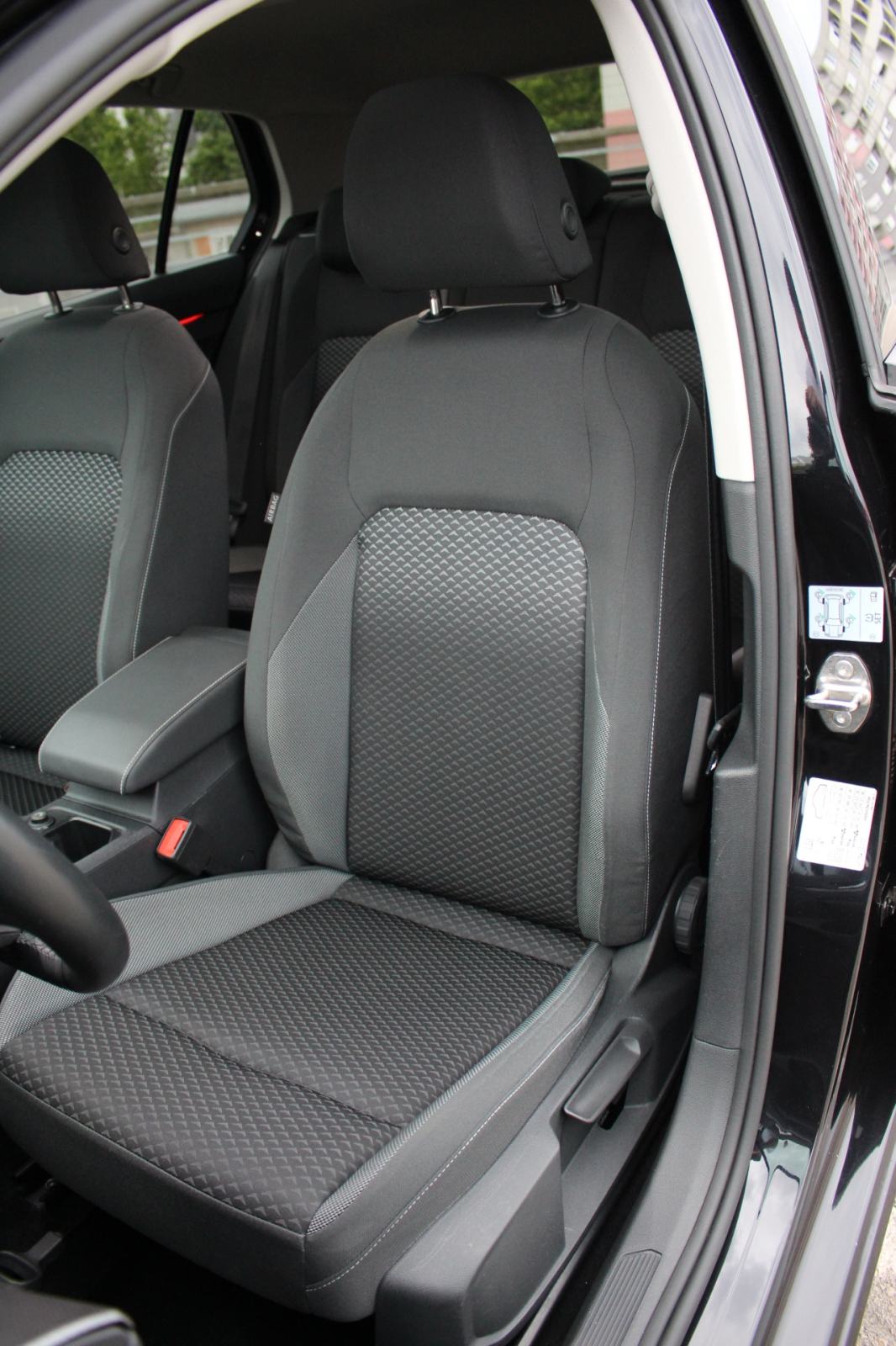 VW Golf 8 2,0 TDI Active•150ks•Kamera•Panorama•Head up•Gr.sjed.+upra, fotografija 18