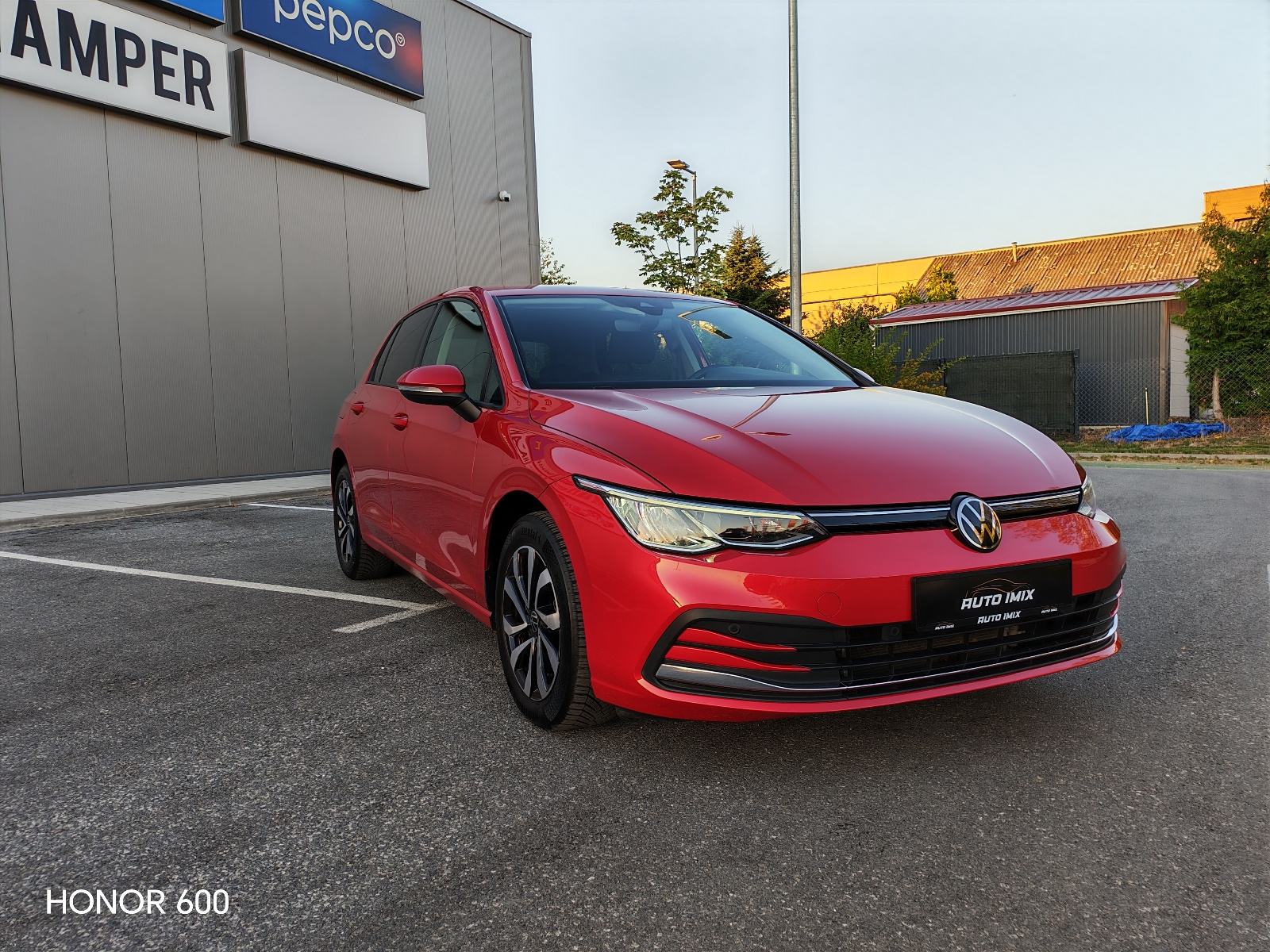 VW Golf 8 2,0 TDI *ACTIVE*LED, NAVI, ACC.., fotografija 8