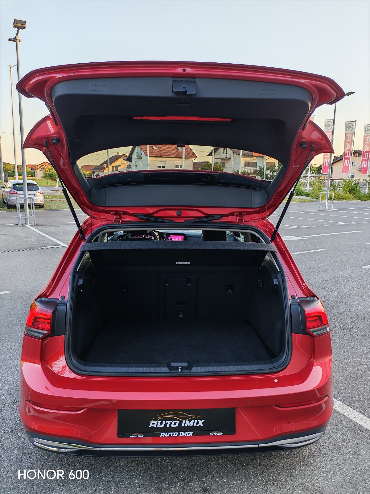 VW Golf 8 2,0 TDI *ACTIVE*LED, NAVI, ACC.., fotografija 15
