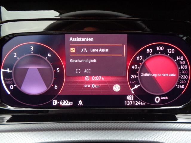 VW Golf 8 2,0 TDI Active/Nav/Virt/LED/Temp+/GrSj+Upr/LanAs/MrK/PaAs/.., fotografija 10