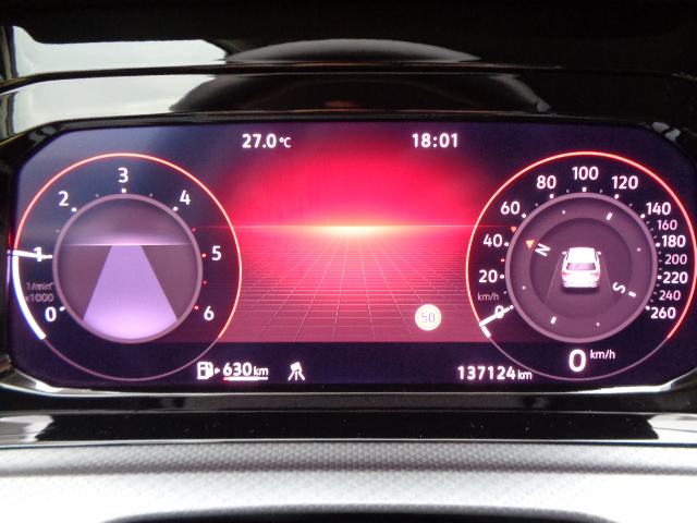VW Golf 8 2,0 TDI Active/Nav/Virt/LED/Temp+/GrSj+Upr/LanAs/MrK/PaAs/.., fotografija 9