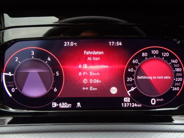 VW Golf 8 2,0 TDI Active/Nav/Virt/LED/Temp+/GrSj+Upr/LanAs/MrK/PaAs/.., fotografija 11