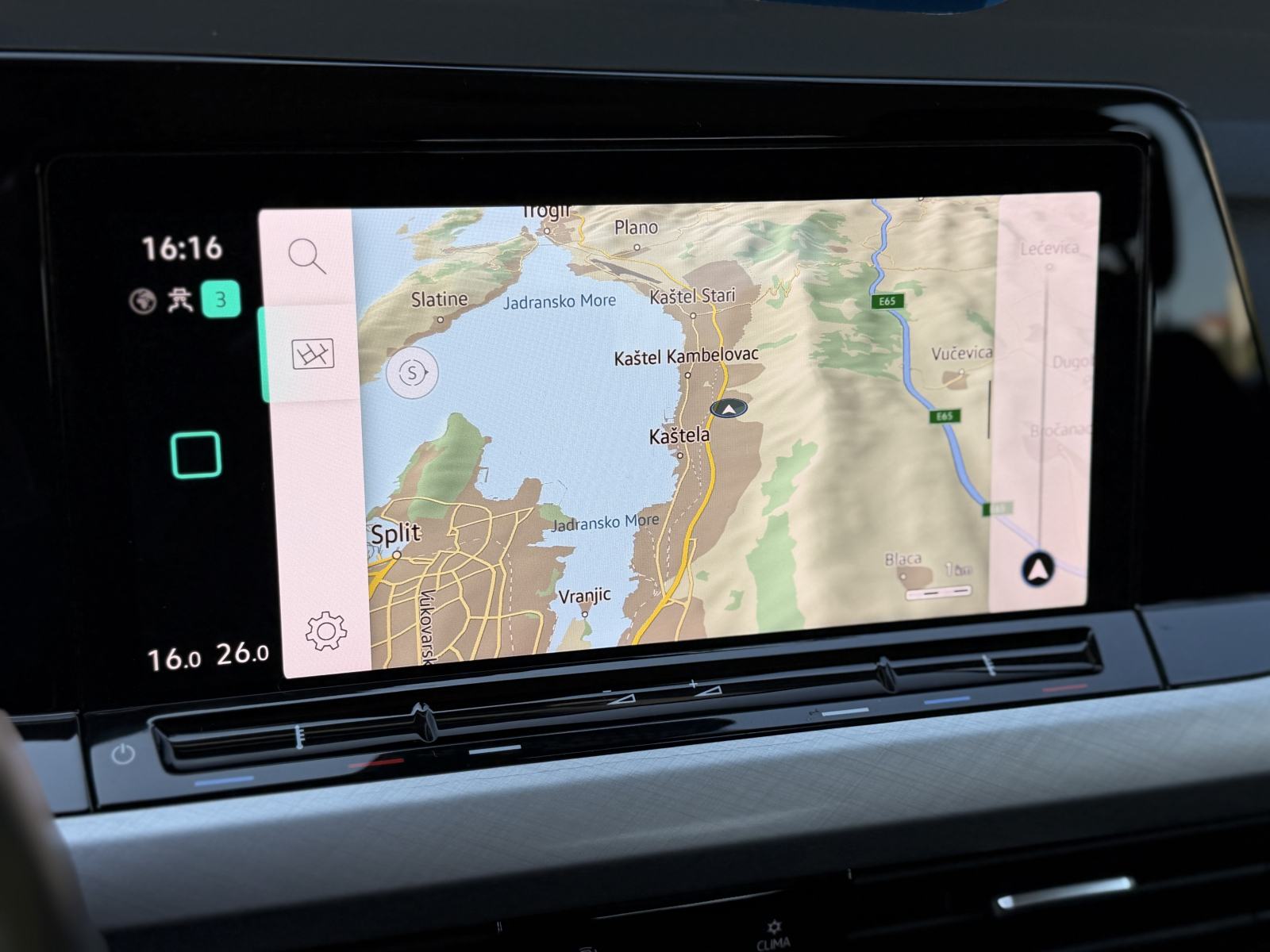 VW Golf 8 2,0 TDI Automatik DSG Navi Led Kamera Servisna Jamstvo, fotografija 19