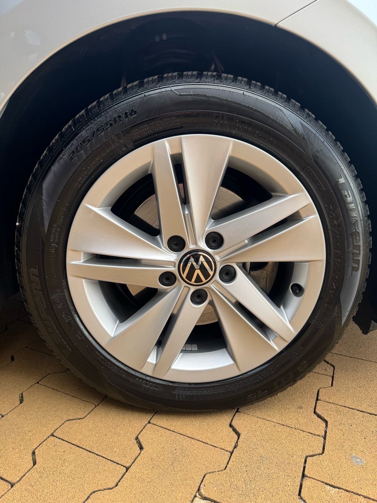 VW GOLF 8 2,0 TDI AUTOMATIK, fotografija 8