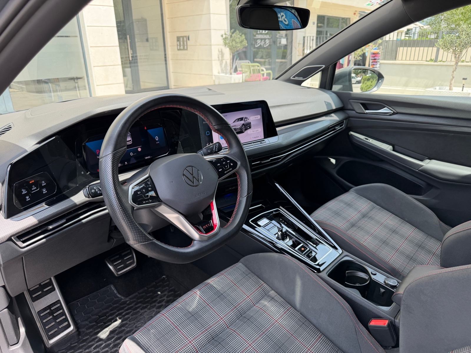 VW Golf 8 2,0 TDI automatik, fotografija 3