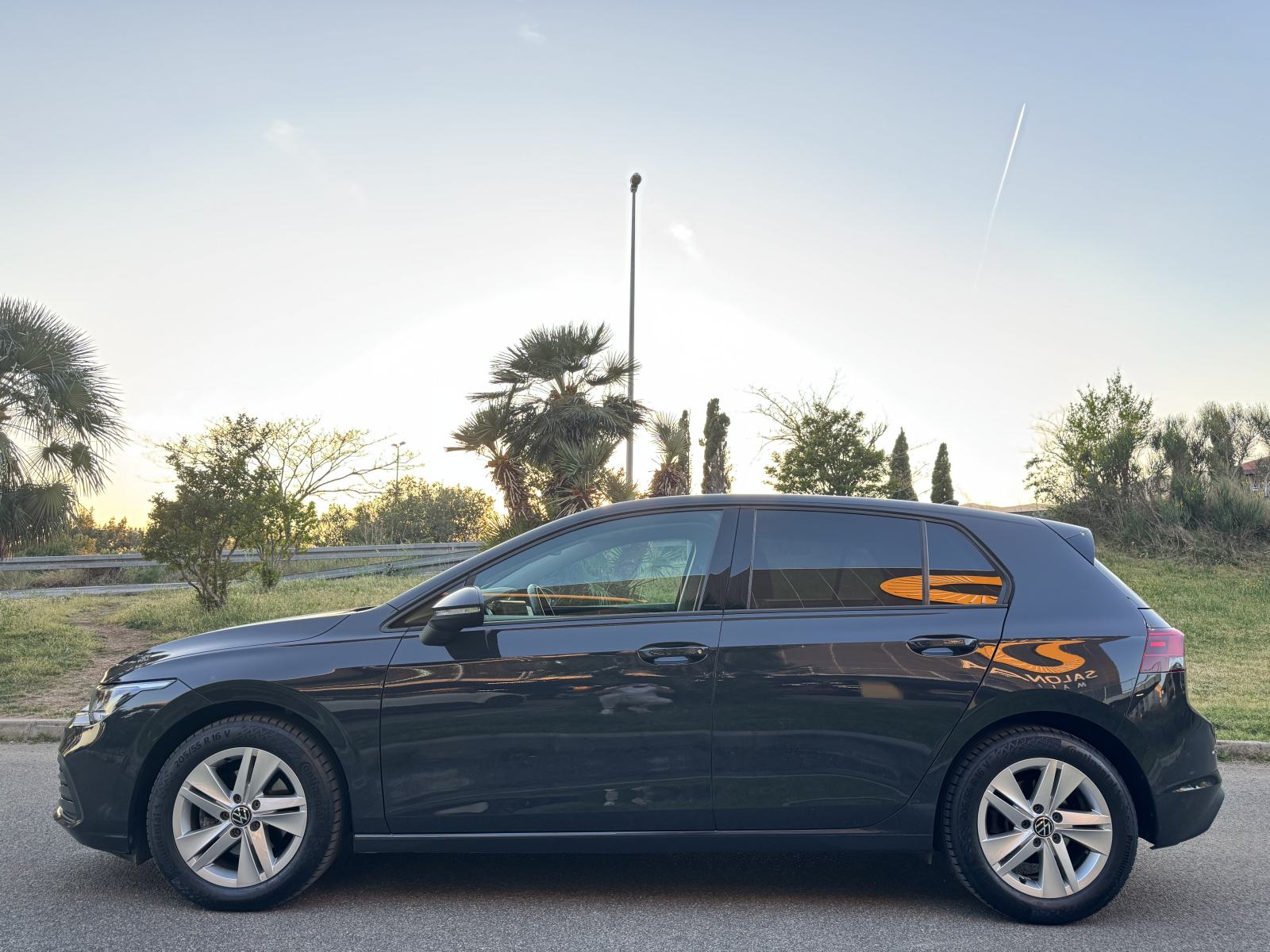 VW Golf 8 2,0 TDI DSG – 75tkm, ACC, PDC, Virtual Cockpit, Alcantara, fotografija 4