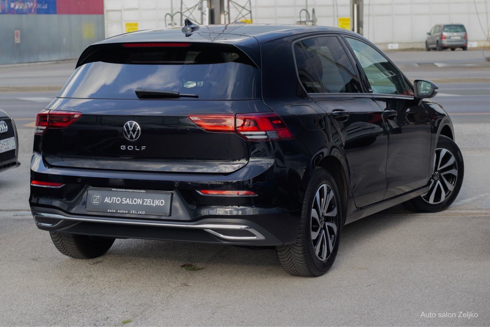 VW Golf 8 2,0 TDI DSG ••ACTIVE•• u sustavu PDV-a | navi | kamera, fotografija 4
