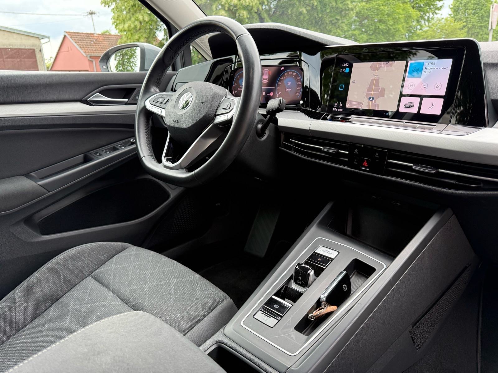 VW Golf 8 2.0 TDI - DSG - GOD 2020 - LED - Servisna - 141 tkm, fotografija 13