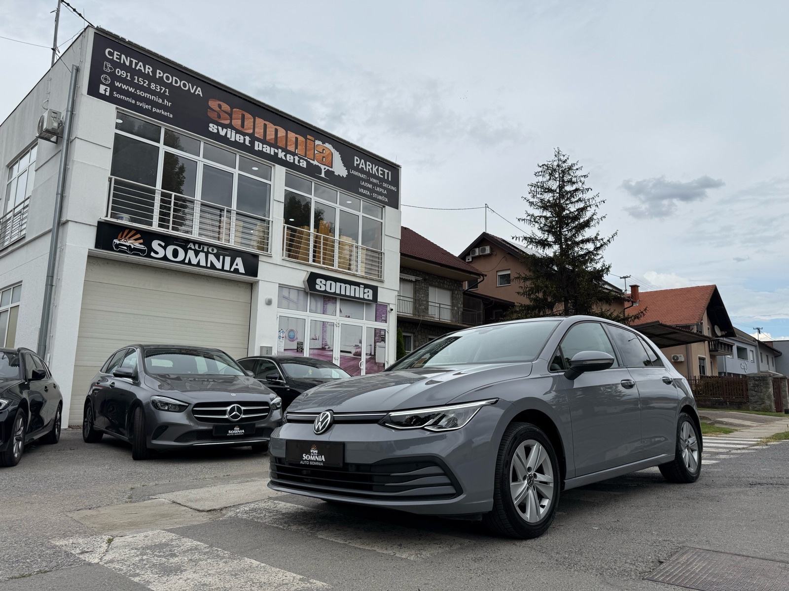 VW Golf 8 2.0 TDI - DSG - GOD 2020 - LED - Servisna - 141 tkm, fotografija 19