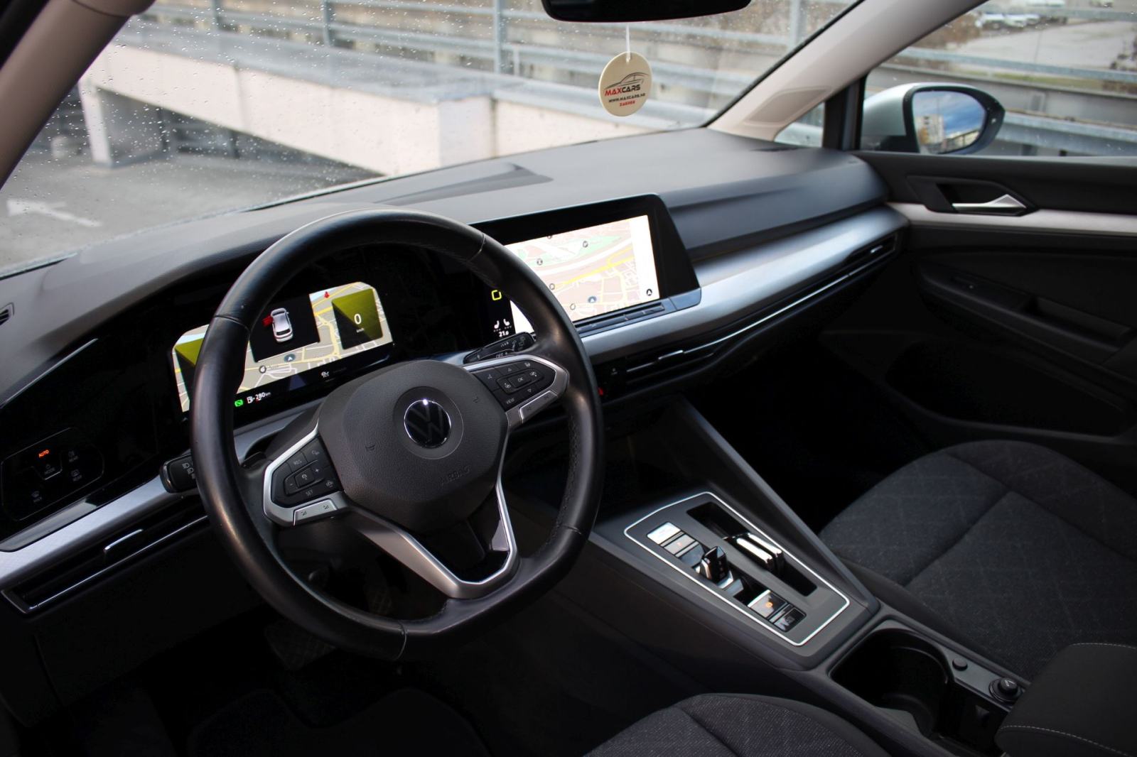 VW Golf 8 2,0 TDI DSG Life•Automatik•110kw/150ks•Navigacija•Grij.sjed, fotografija 2