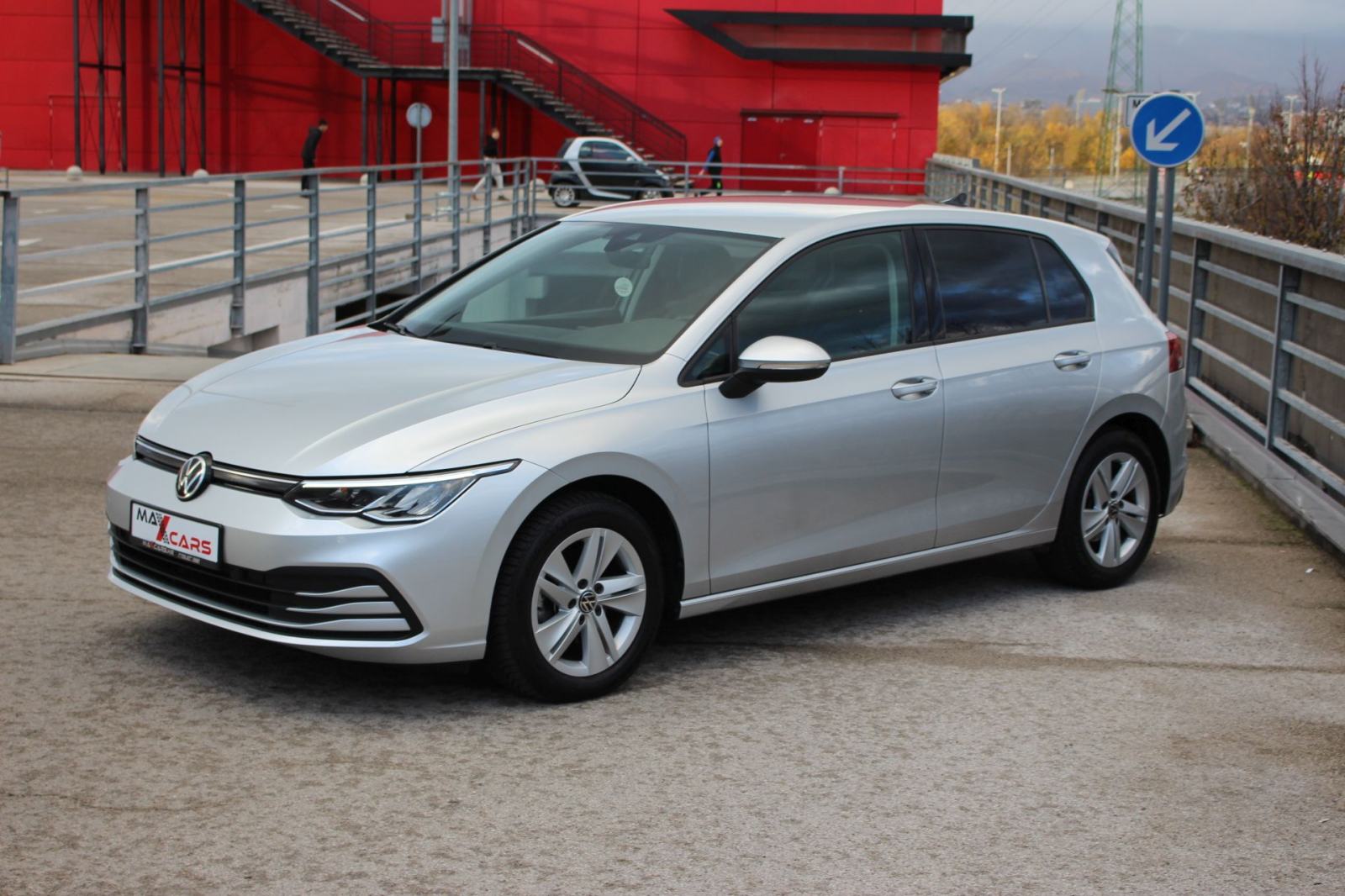 VW Golf 8 2,0 TDI DSG Life•Automatik•110kw/150ks•Navigacija•Grij.sjed, fotografija 14