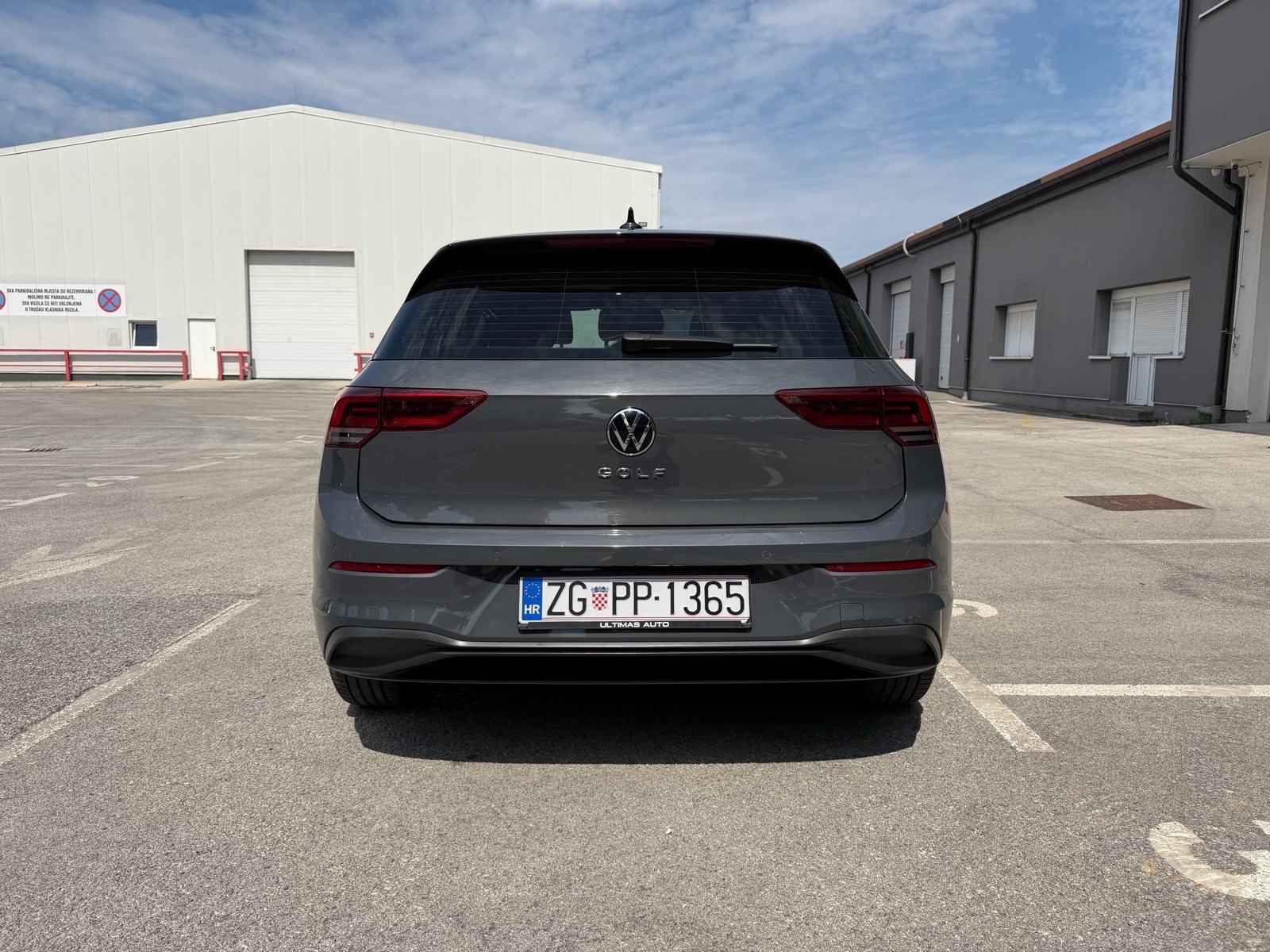 VW Golf 8 2,0 TDI DSG LIFE+, LED, KAMERA, U PDV-u, fotografija 6