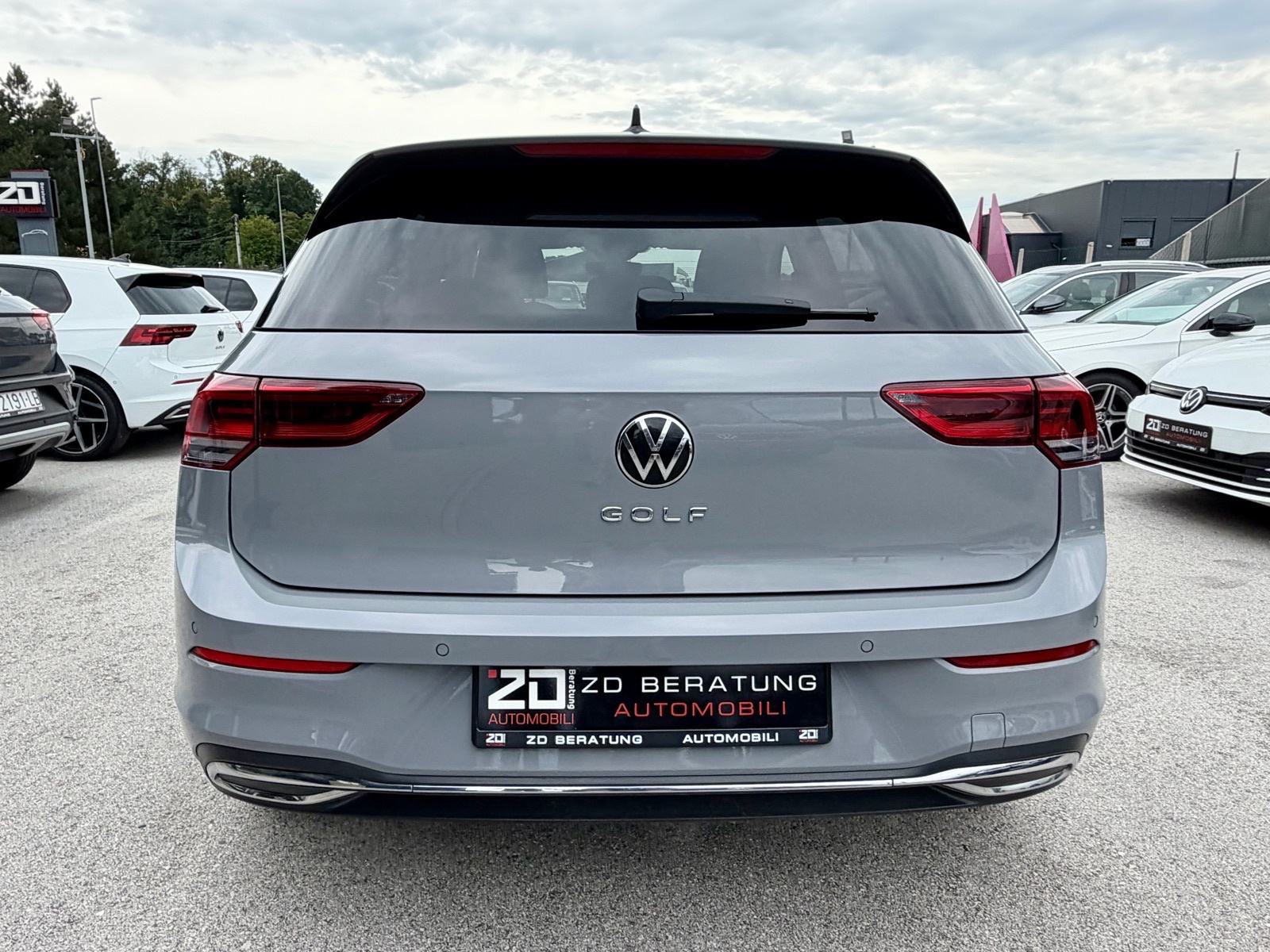 VW Golf 8 2,0 TDI DSG *Move* *2024* Navi LED Kamera ACC MFV Servisna, fotografija 7