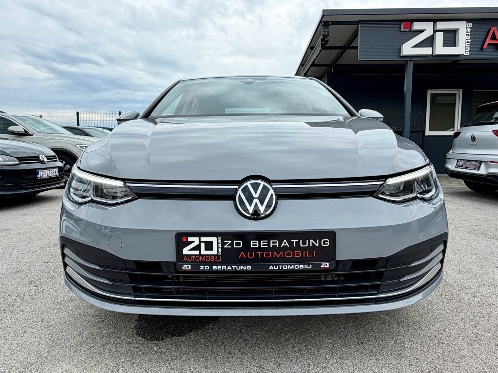VW Golf 8 2,0 TDI DSG *Move* *2024* Navi LED Kamera ACC MFV Servisna, fotografija 2
